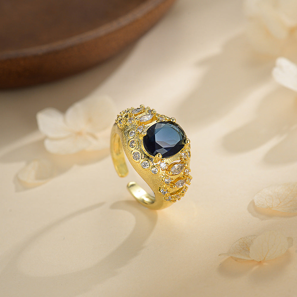 Damen Luxus-Ring mit kunstvoll gestalteter Edelsteinfassung und funkelnden Zirkonia Shop Nory