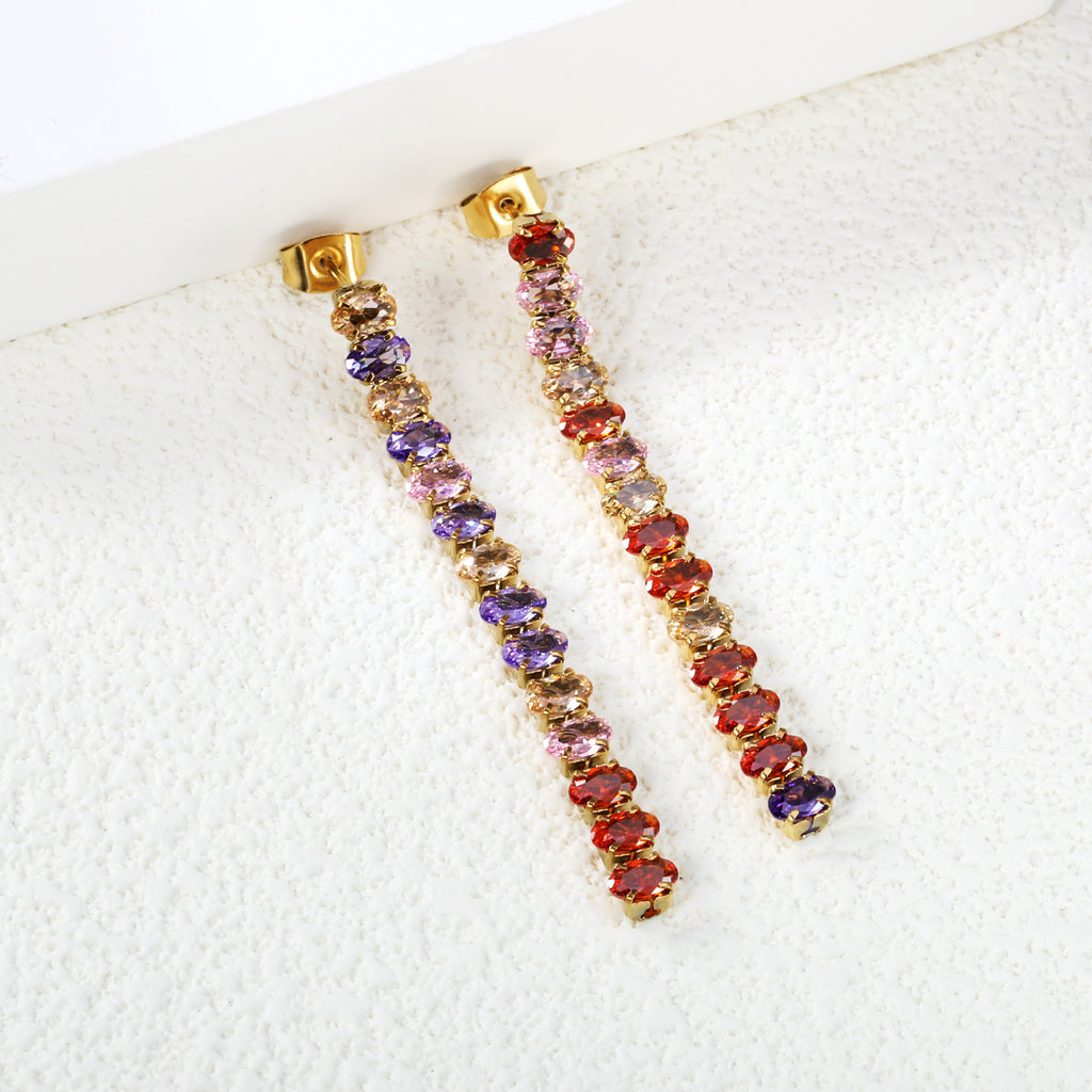 Damen hängende Ohrstecker mit funkelnden Zirkonia in eleganter Goldfassung Shop Nory