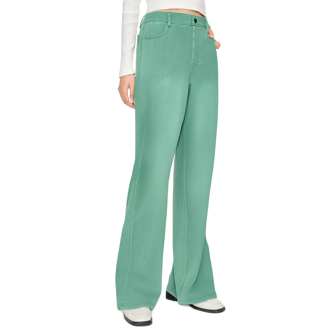 Damen weite Jeanshose mit hohen Bündchen und komfortablem Schnitt