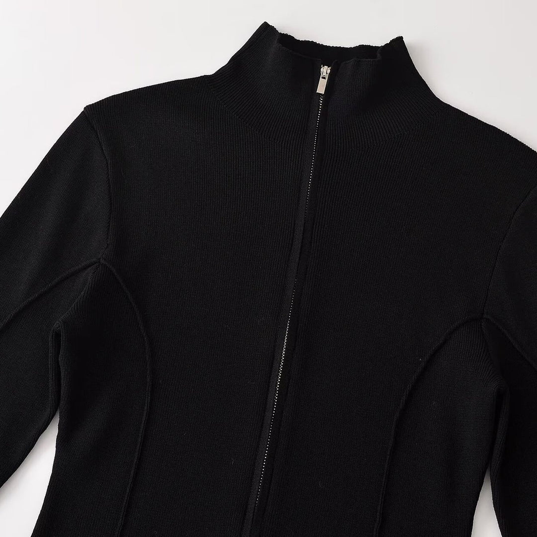 Damen Figurnah geschnittene Feinstrick-Jacke mit Stehkragen und durchgehendem Reißverschluss Shop Nory