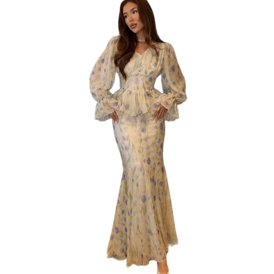Damen Kleid aus transparentem Chiffon mit tailliertem Mieder, Rüschen-Schößchen und voluminösen Glockenärmeln Shop Nory