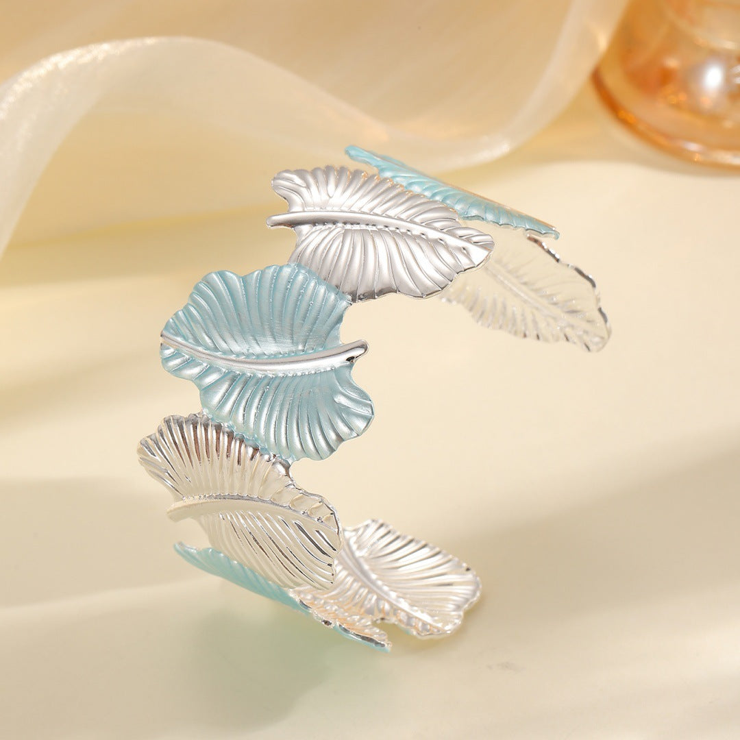 Damen Armreif mit kunstvollem Blattdesign Shop Nory