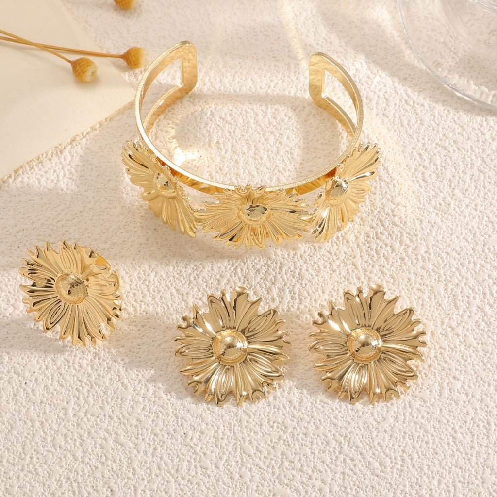 Damen Schmuckset mit floralem Design Shop Nory
