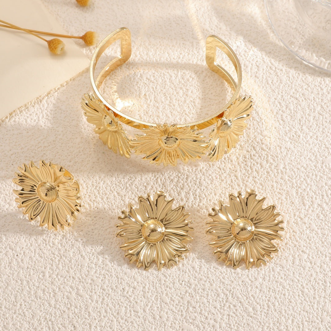 Damen Schmuckset mit floralem Design Shop Nory