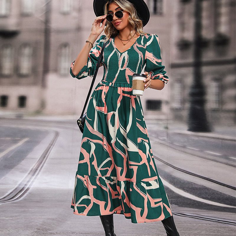 Damen Midikleid mit gerafftem Smok-Oberteil, V-Ausschnitt und ausgestelltem Volantrock Shop Nory