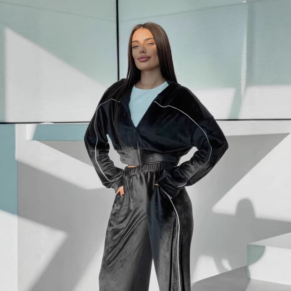 Damen Crop-Zip-Samtjacke und weite High-Waist Palazzo-Sweathose Set Shop Nory