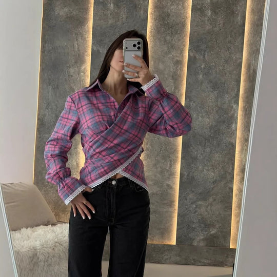 Damen kariertes Hemd mit Spitzenbesatz und asymmetrischem Wickel-Saum Shop Nory
