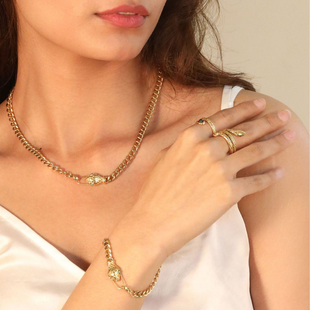 Damen Armband mit kunstvollem Klappverschluss und luxuriösem Kettenmuster Shop Nory