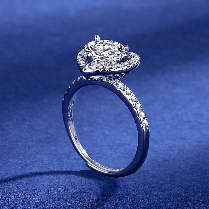 Damen Schmuckring mit herzförmigem Design und funkelnden Kristallen Shop Nory