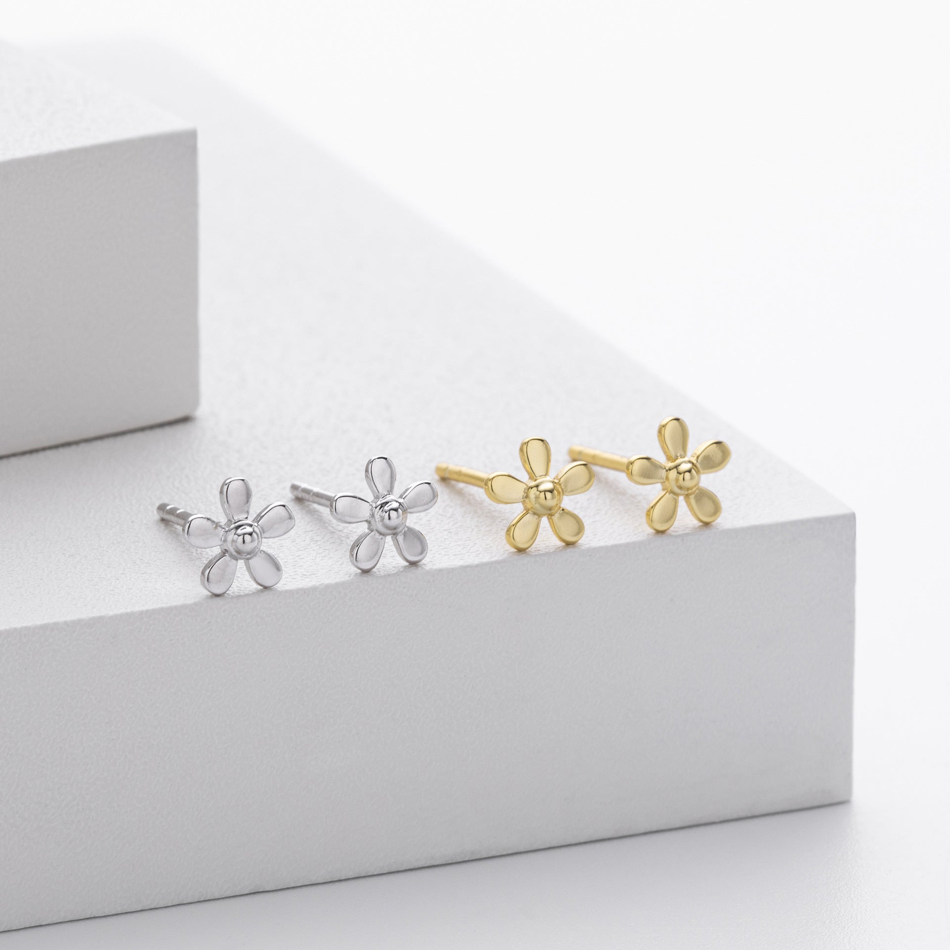 Damen Ohrstecker im floralen Design aus hochwertigem 925 Sterling Silber Shop Nory