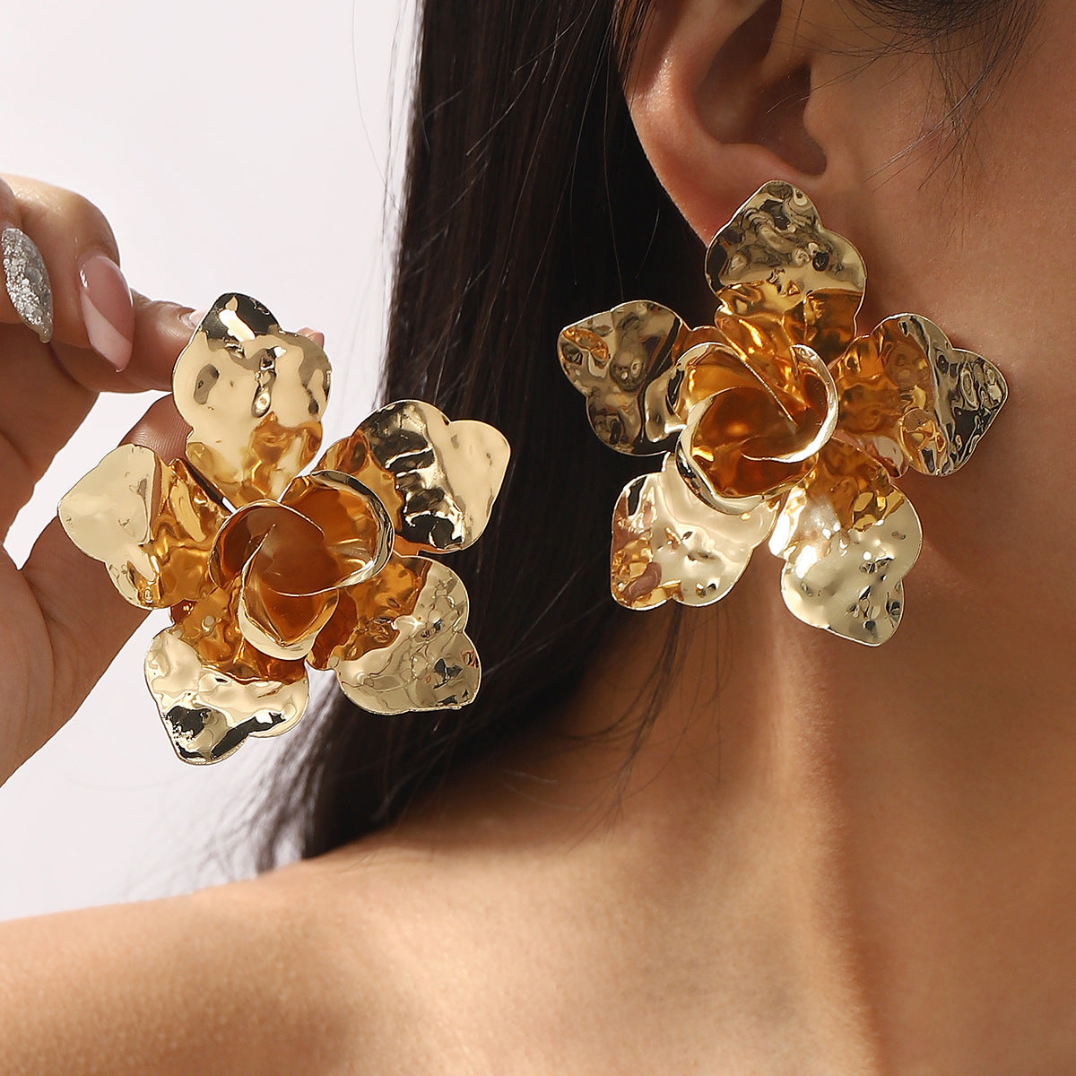 Damen Haarschmuck mit kunstvollem Blütenmotiv Shop Nory