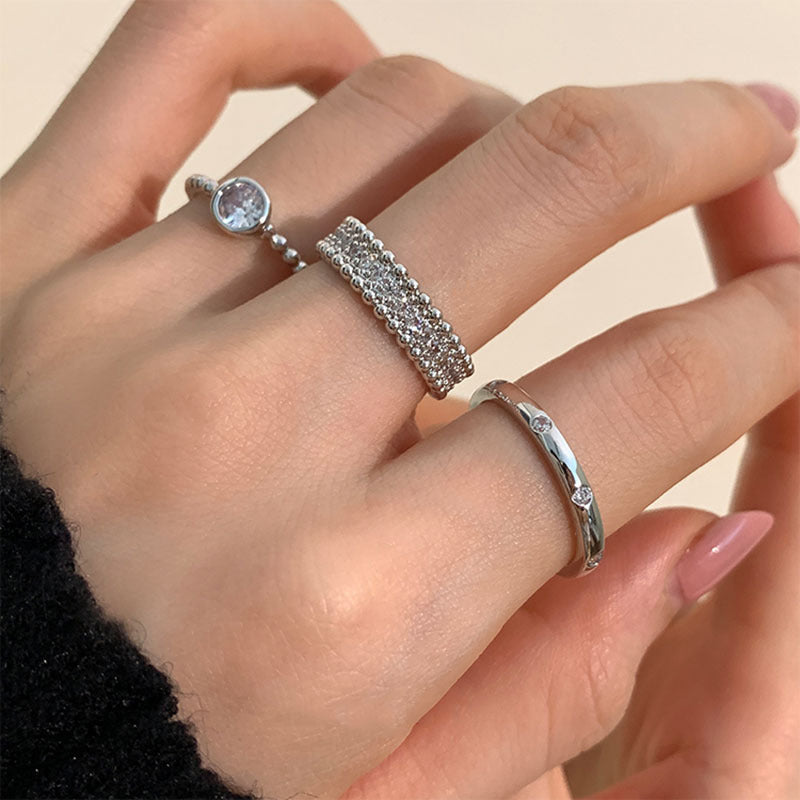 Damen Ring-Set mit funkelnden Zirkonia und modernem Design Shop Nory