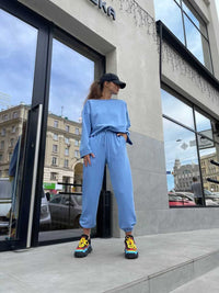 Blau