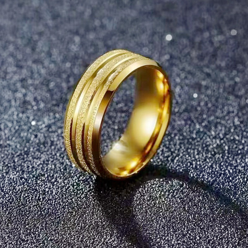 Herren Trauring mit eleganten, geschliffenen Akzenten Shop Nory