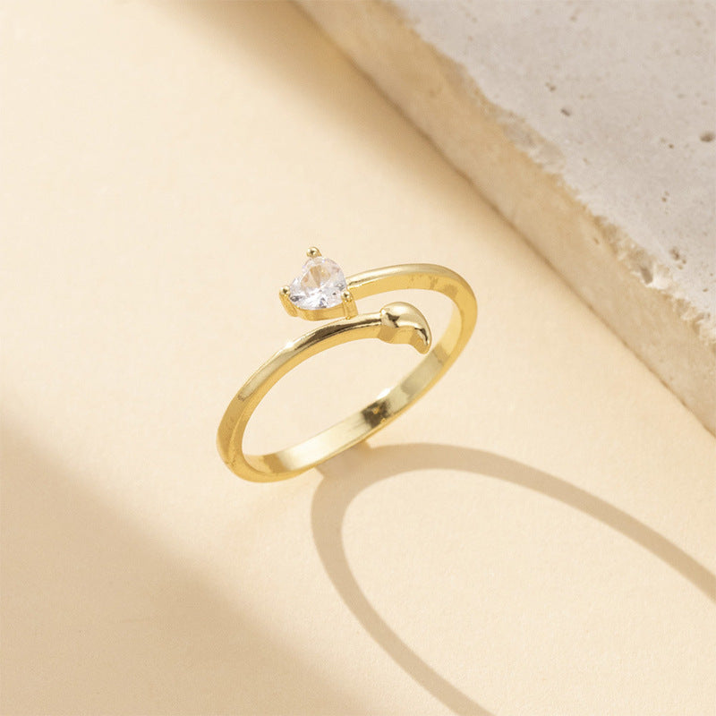 Damenring mit einzigartigem Herzdesign und strahlendem Kristall Shop Nory