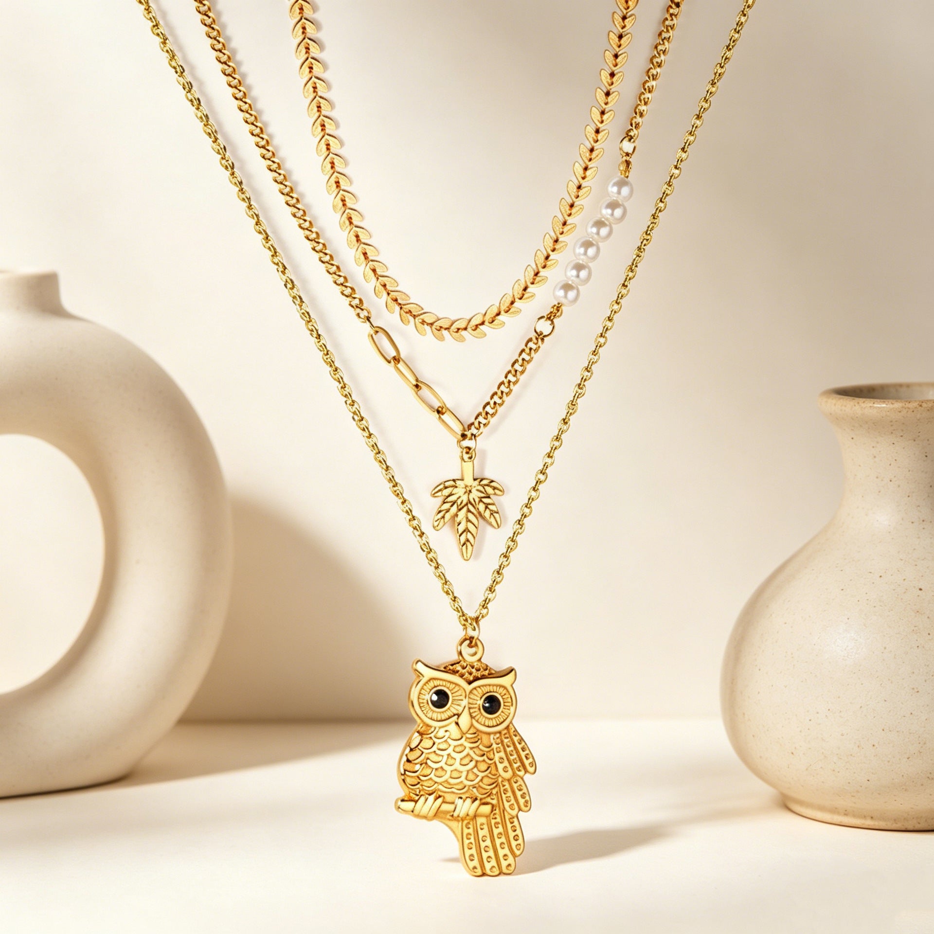 Damen mehrlagige Halskette mit Eulen-Anhänger und goldplattierten Elementen Shop Nory