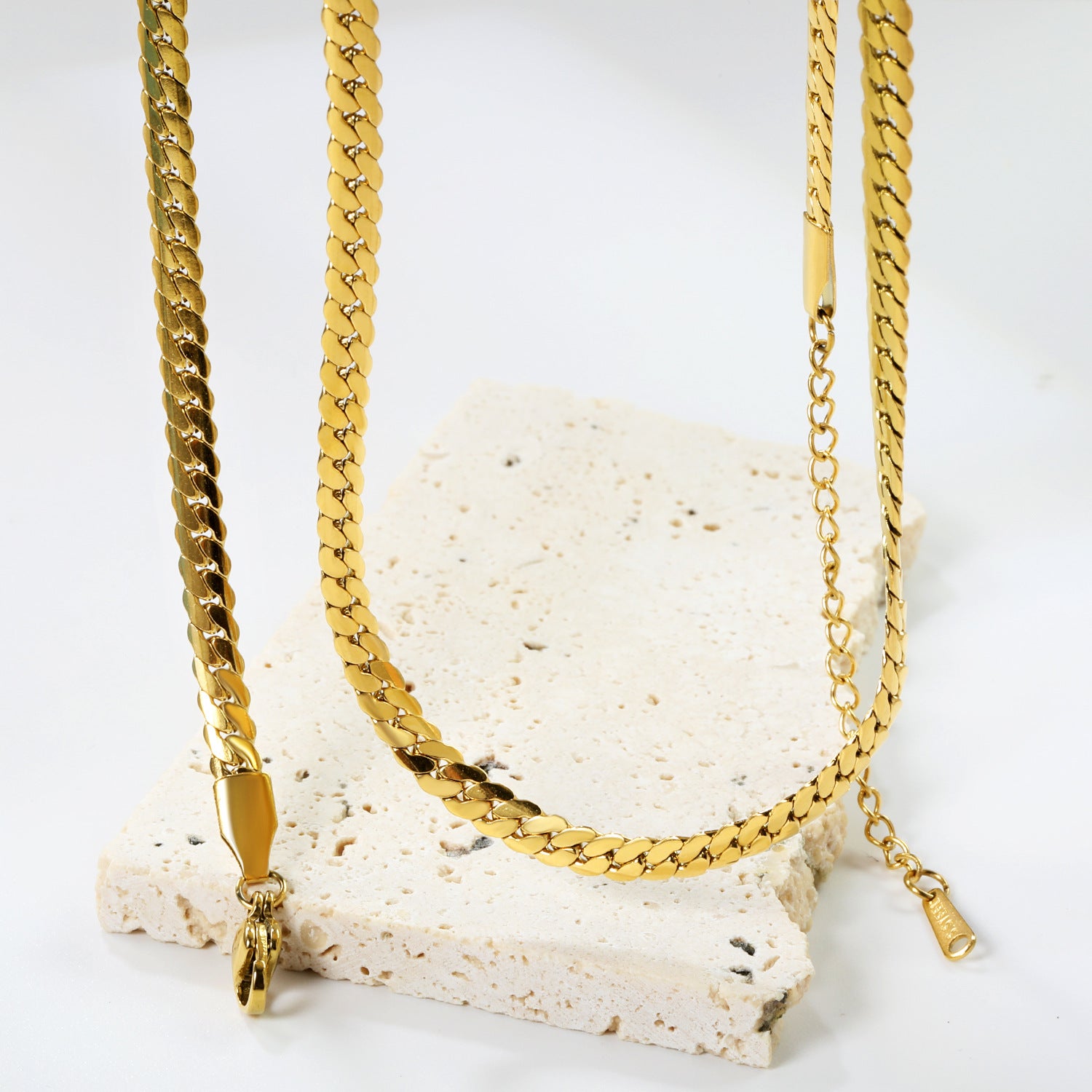 Damen Kette mit kunstvollem Flechtmuster und verstellbarem Verschluss Shop Nory