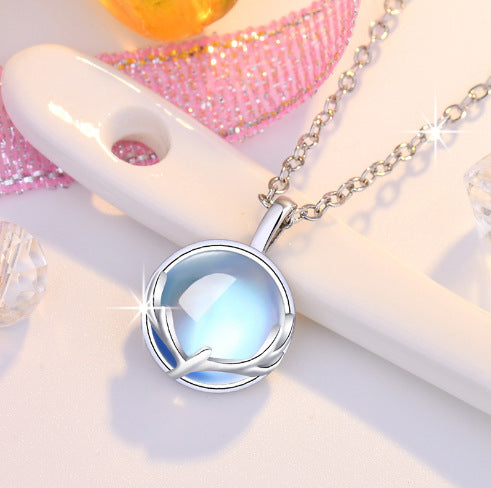 Damen Halskette mit elegantem Rosenanhänger und funkelnden Zirkonia Shop Nory