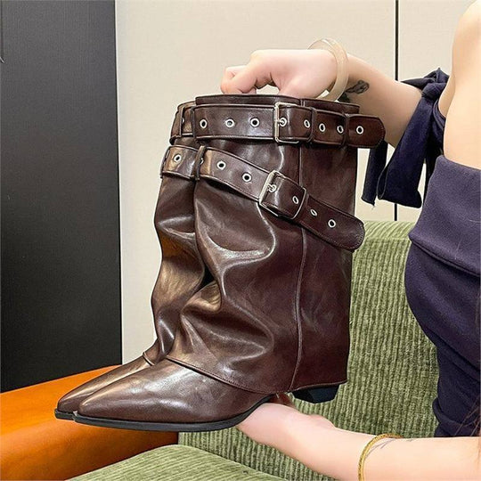 Damen Wadenhohe Wildleder-Slouch-Stiefel mit spitzer Zehenpartie und Zierschnallen Shop Nory