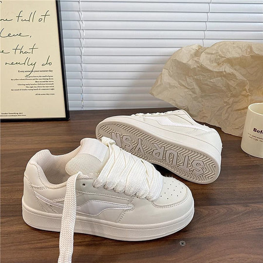 Damen Sneakers mit komfortabler Polsterung und stylischem Design