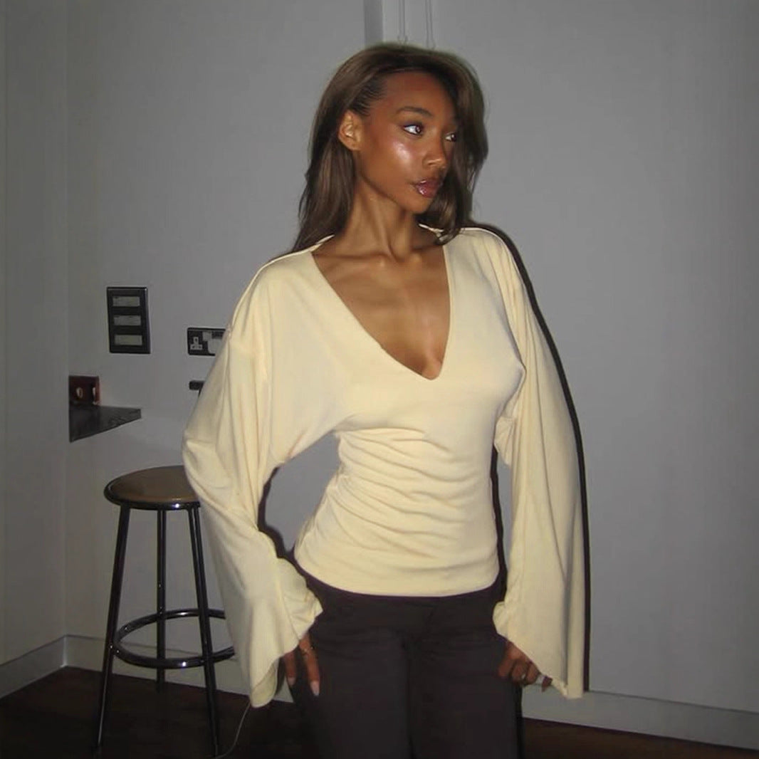 Damen nan tailliertes Langarm-Cropped-Shirt mit V‑Ausschnitt, überschnittener Schulter und soften Jersey-Qualität Shop Nory