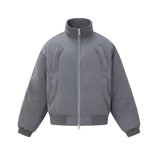 Damen Kurz geschnittene wattierte Blousonjacke im Boxy‑Schnitt mit hohem Rippenkragen und markanten Eingrifftaschen Shop Nory