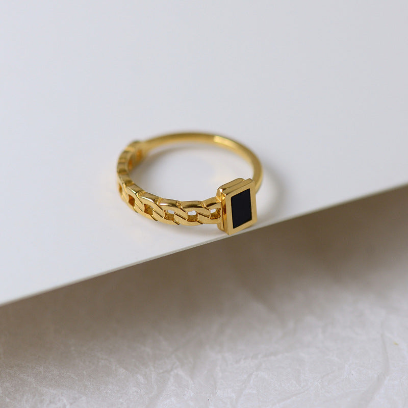 Damen Statement-Ring mit strukturierter Kette und schwarzem Anhänger Shop Nory