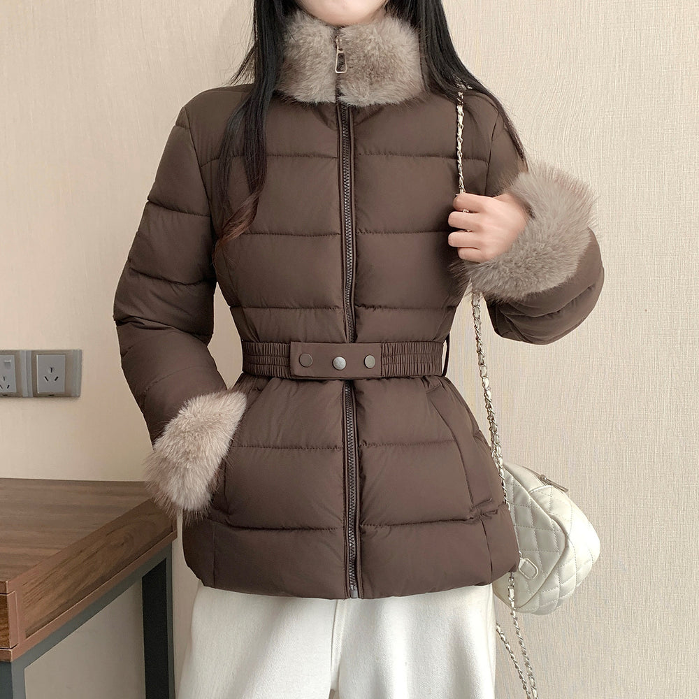 Damen nan taillierte Thermosteppjacke mit abnehmbarem Fake-Fur-Kragen und elastischem Taillengürtel Shop Nory