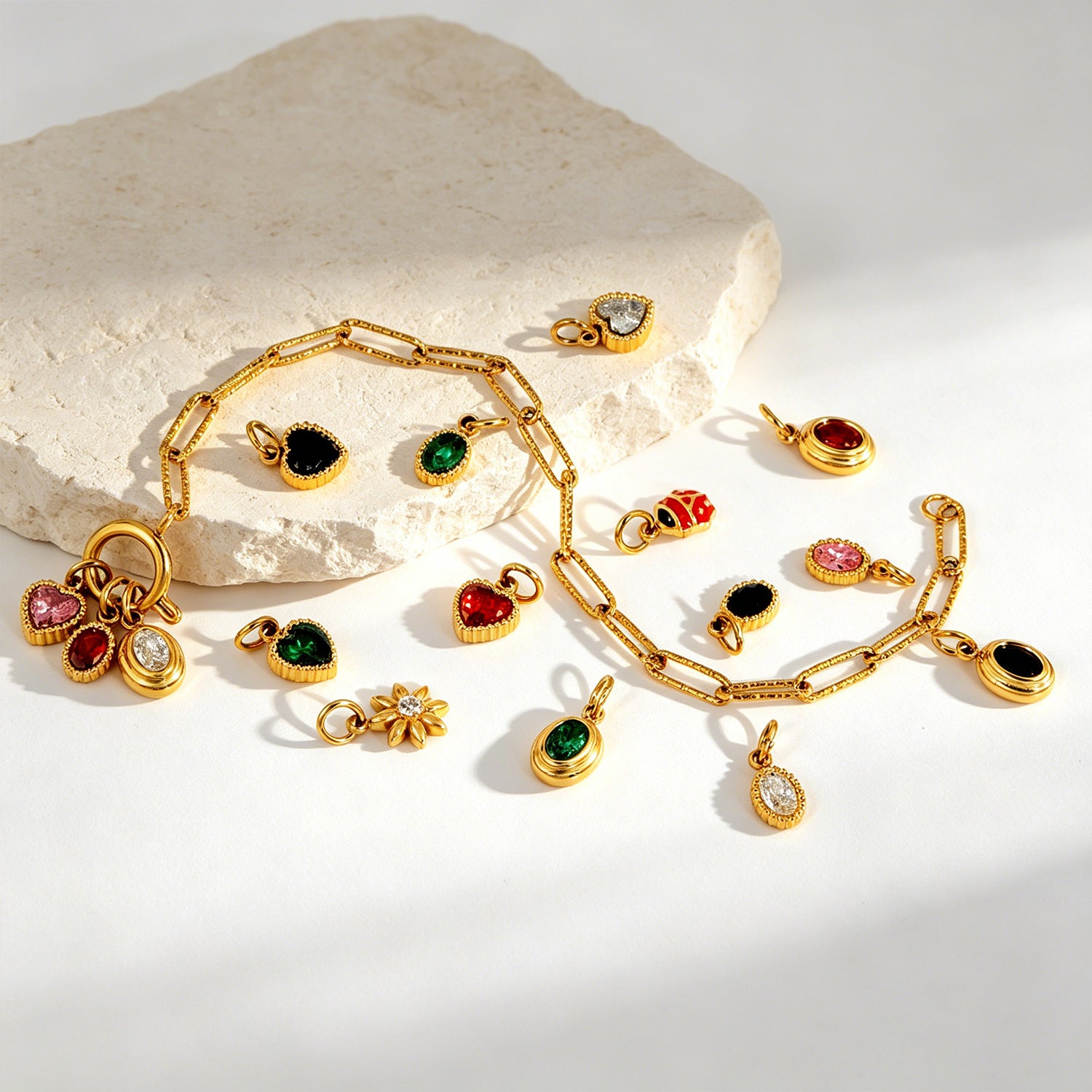 Damen Anhänger mit natürlichem Stein und goldenem Akzent Shop Nory