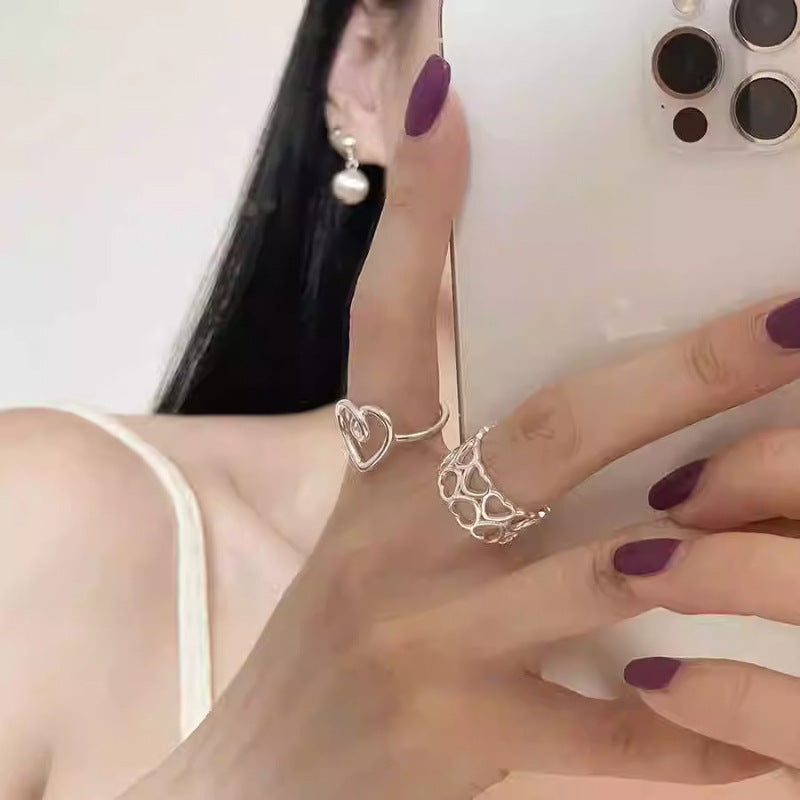 Damenring mit verspieltem Herzdesign und filigranem Drahtwerk Shop Nory