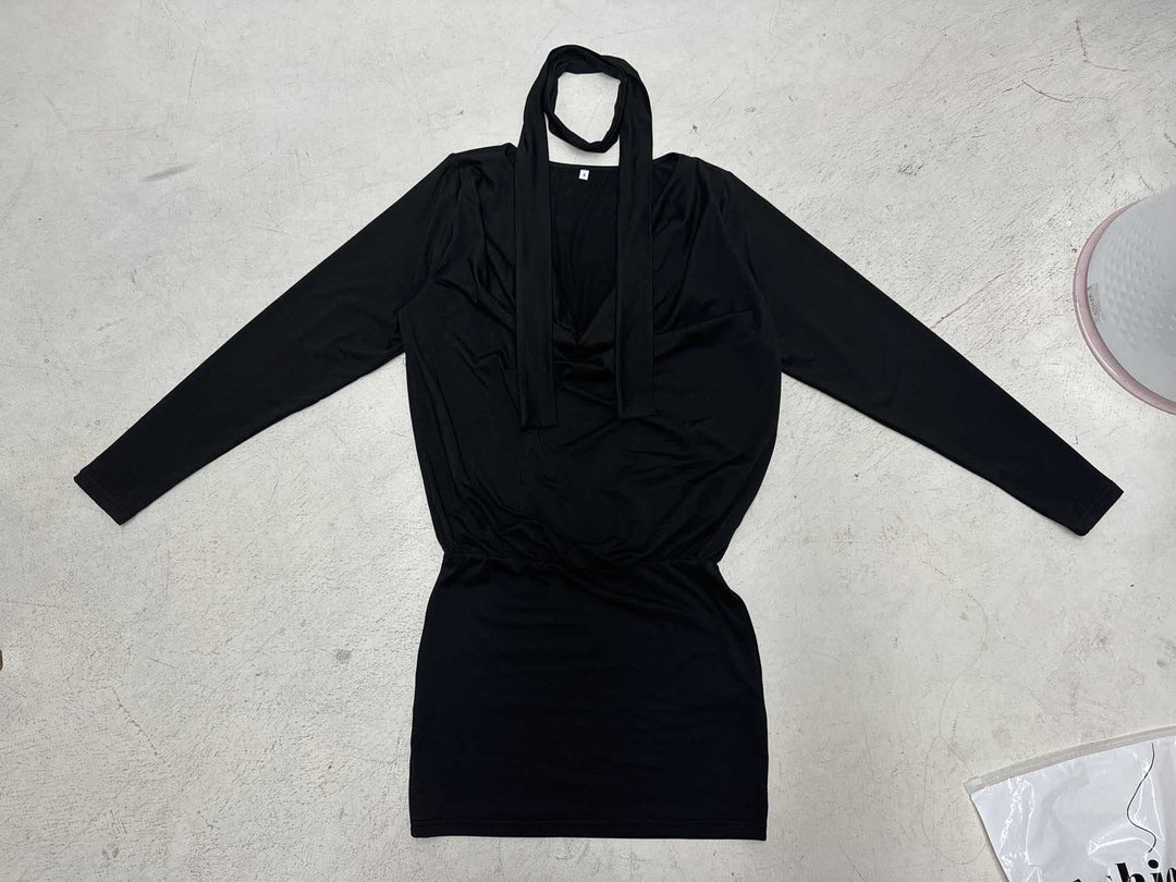 Damen nan figurbetontes Langarm-Minikleid mit Wickel‑V‑Ausschnitt, angesetzter Schluppe und taillierter Raffung Shop Nory