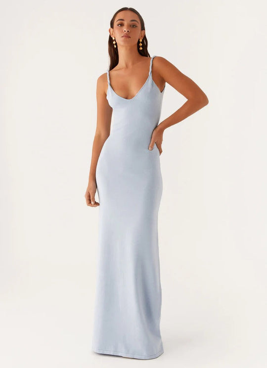 Damen Elegantes Maxirockkleid mit tiefem V-Ausschnitt und feinen Trägern