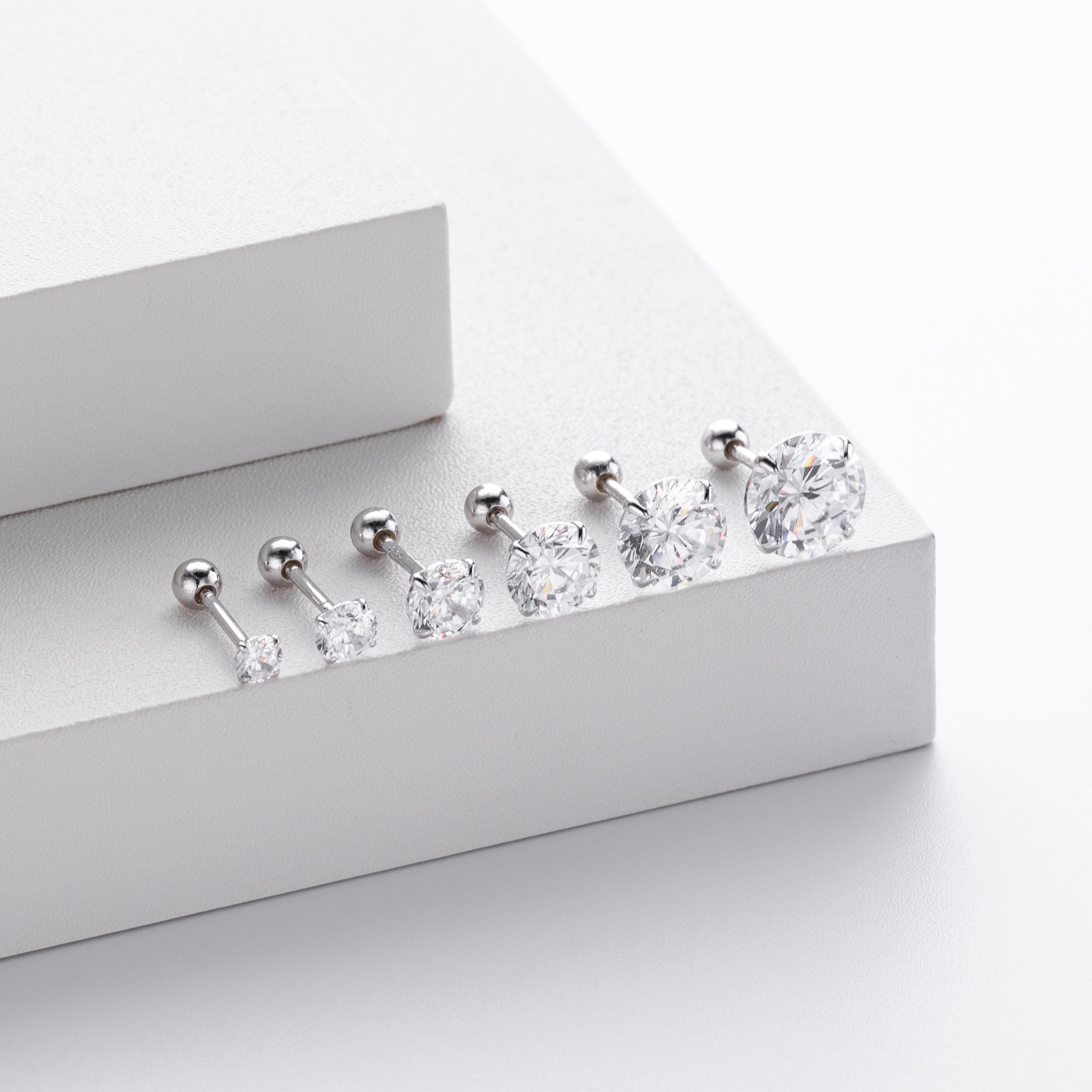 Damen Piercing mit funkelndem Moissanit und hochwertigem 925 Sterling Silber Shop Nory