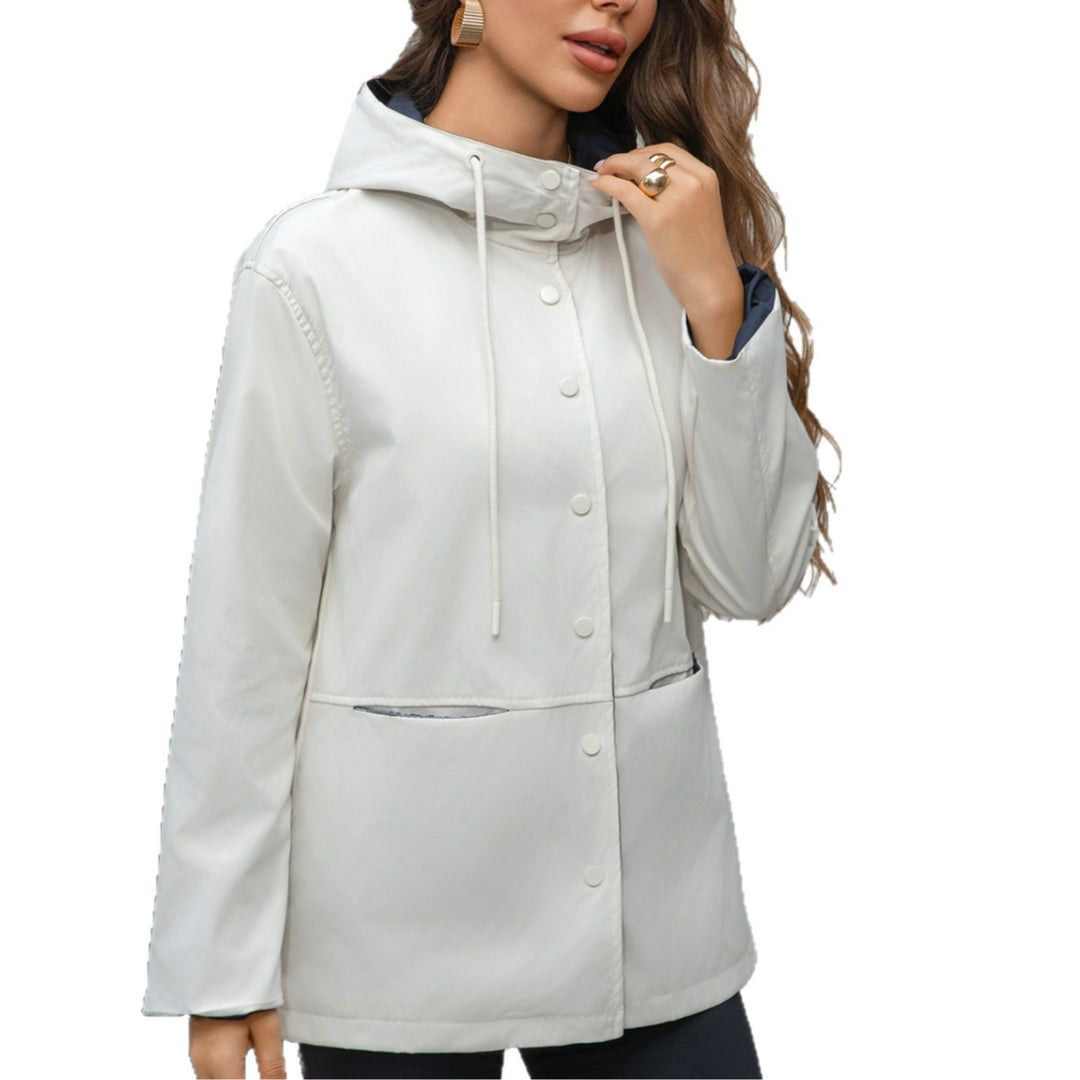 Damen Leichte Kapuzen‑Regenjacke mit Druckknopfleiste und Tunnelzug Shop Nory