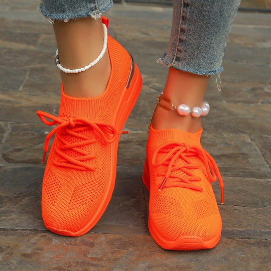 Damen Strick-Sneaker mit Keilsohle, sockenähnlichem Schaft und Metallic-Fersenakzent Shop Nory