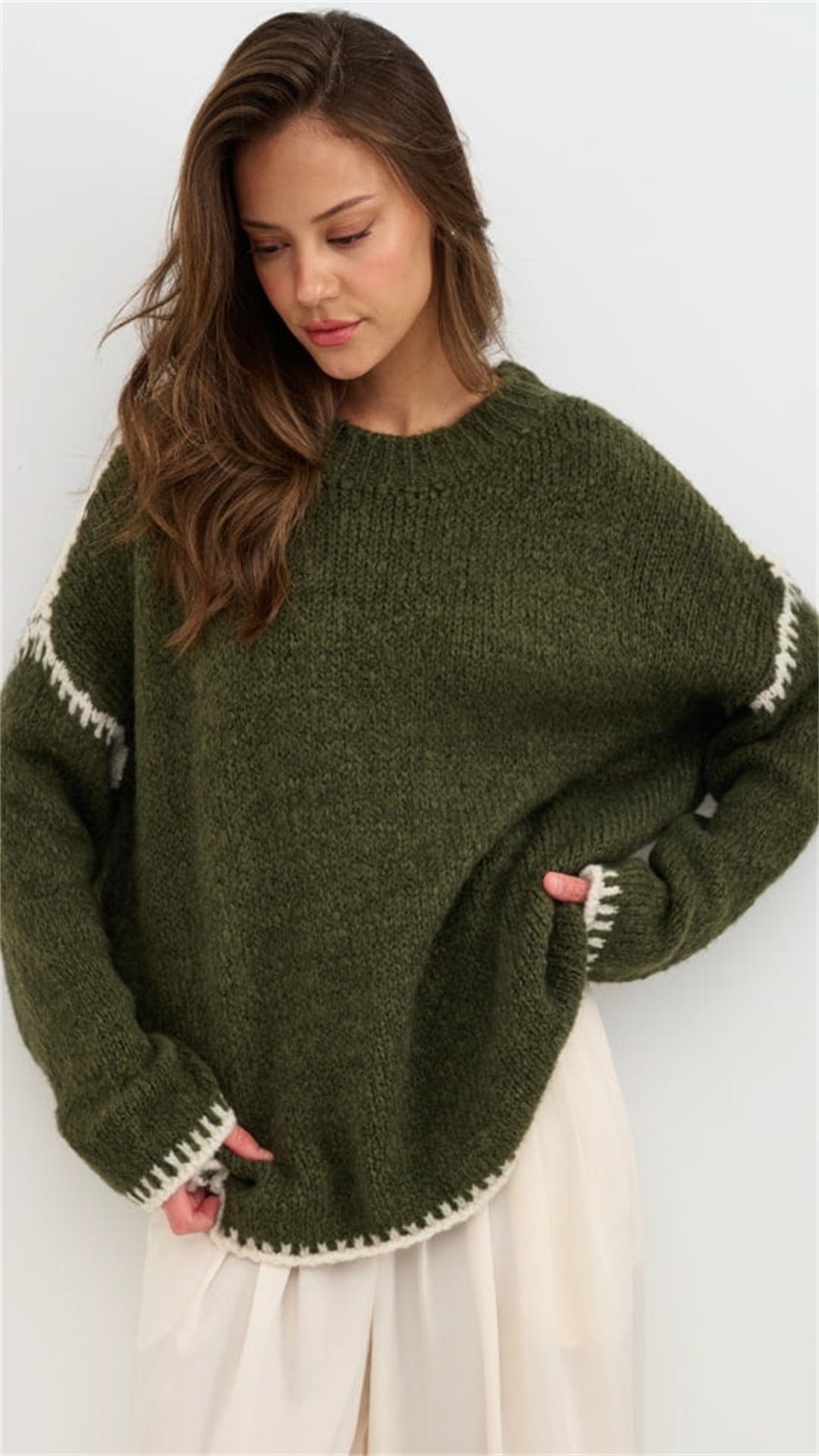 Damen kuscheliger Strickpullover mit kontrastierenden Akzentdetails