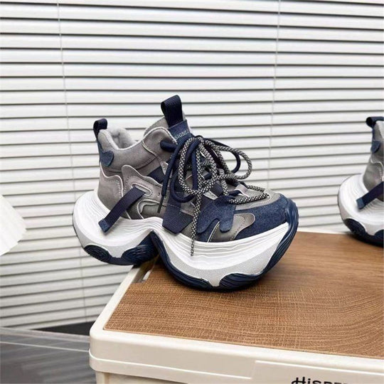 Damen Chunky Plateau-Sneaker mit mehrlagiger sculpted Sohle und Wildleder‑Mesh‑Details Shop Nory