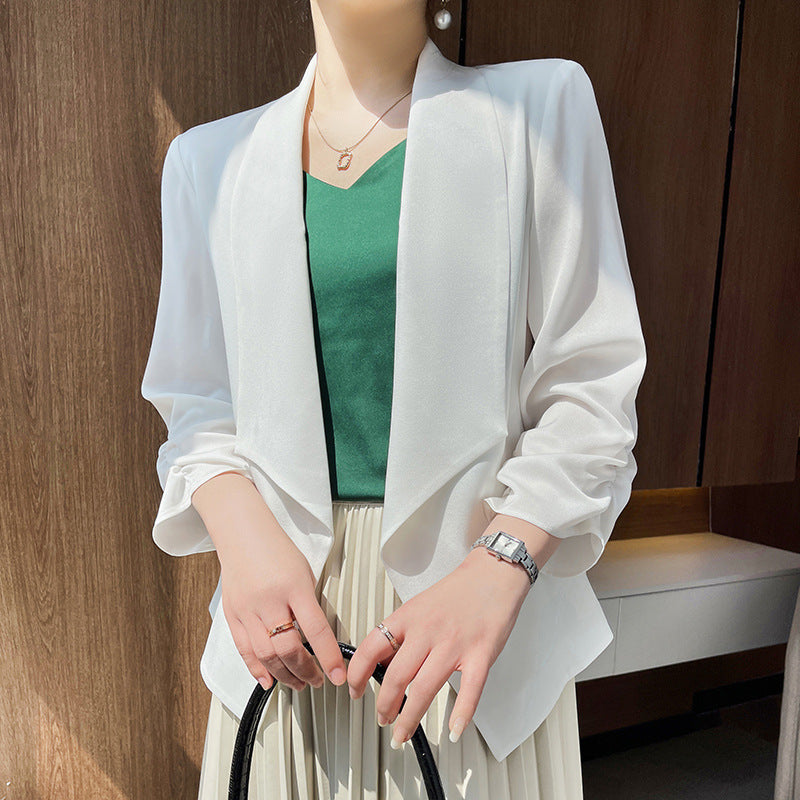 Damen Schalkragen-Blazer mit Satinbesatz, offener Front und legerer Kurzform Shop Nory