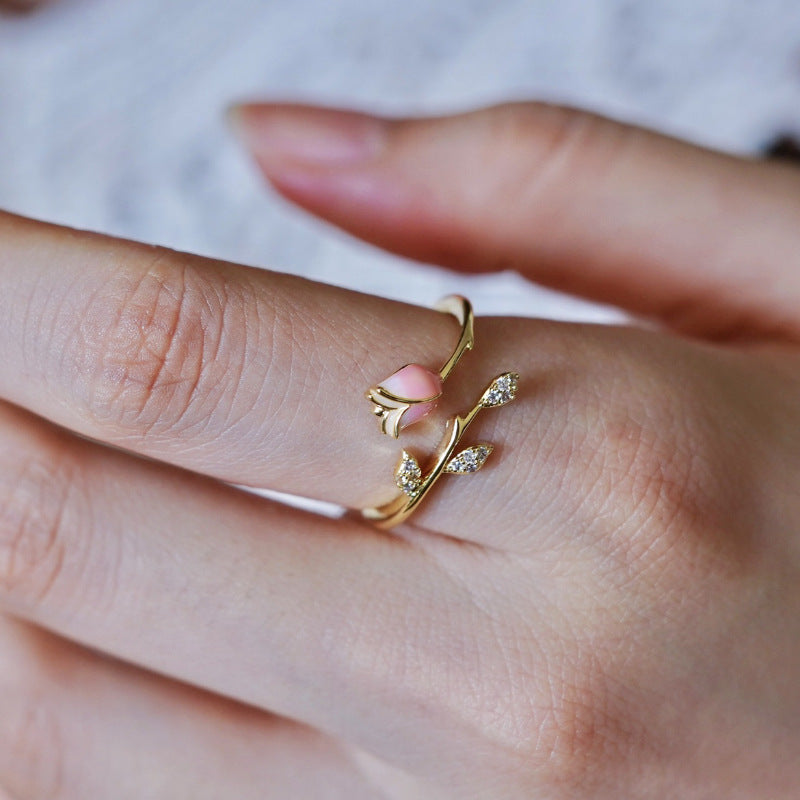 Damenring mit elegantem geometrischen Design und Zirkonia-Shop Nory