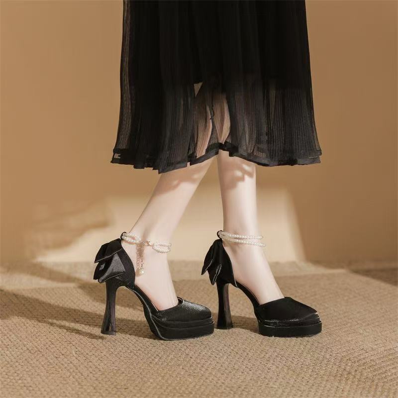 Damen Satin-Plateau-Pumps mit dekorativer Schleife und verstellbarem Knöchelriemen Shop Nory