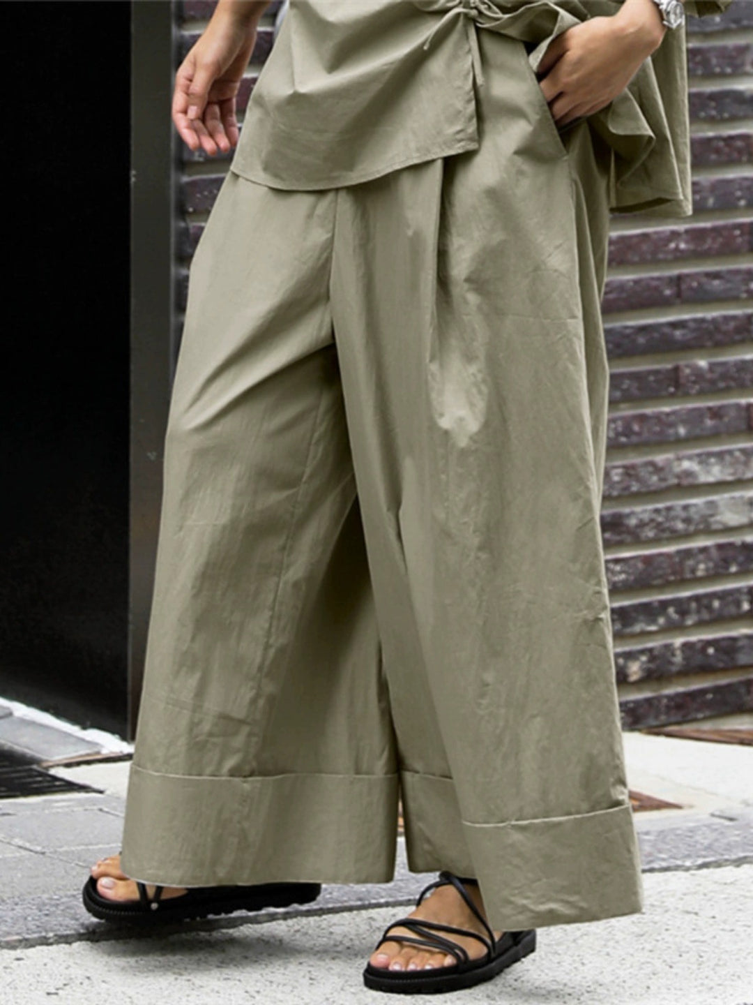 Damen Weite Palazzo-Hose mit hohem Bund und breitem Saum Shop Nory