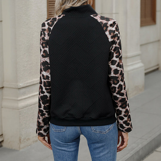 Damen Strukturierter Sweatpullover mit Stehkragen, Druckknopfleiste, Kängurutasche und Leo-Ärmeln Shop Nory