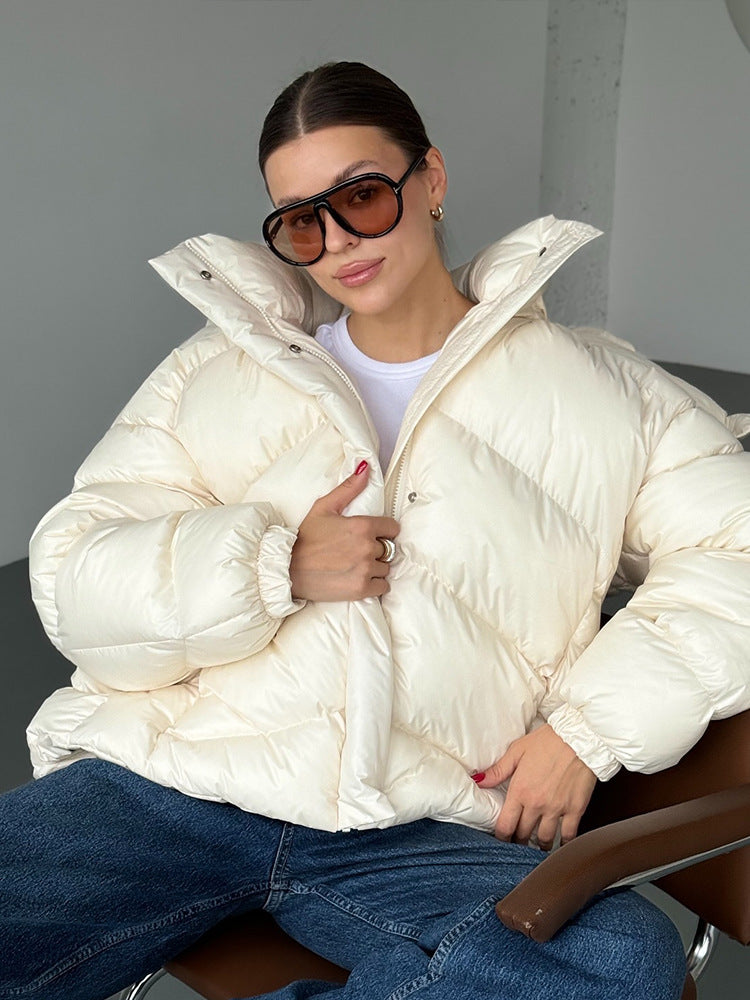 Damen Kurz-Pufferjacke mit Thermofüllung, Oversize-Kapuze & verdecktem Zweiwege-Reißverschluss Shop Nory