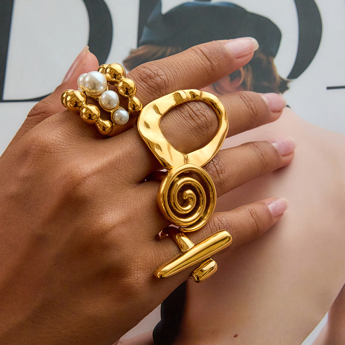 Damen Offener Ring mit kunstvollem Design aus hypoallergenem Edelstahl Shop Nory