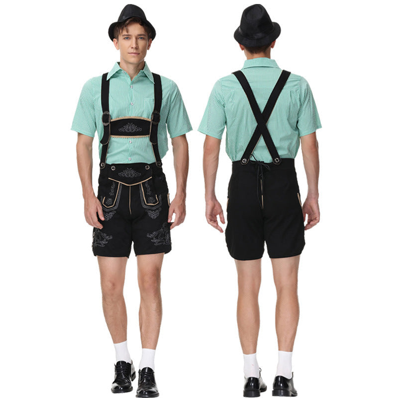 Herren Stilvolles Trachten-Outfit mit aufwändigen Stickereien und modernen Akzenten