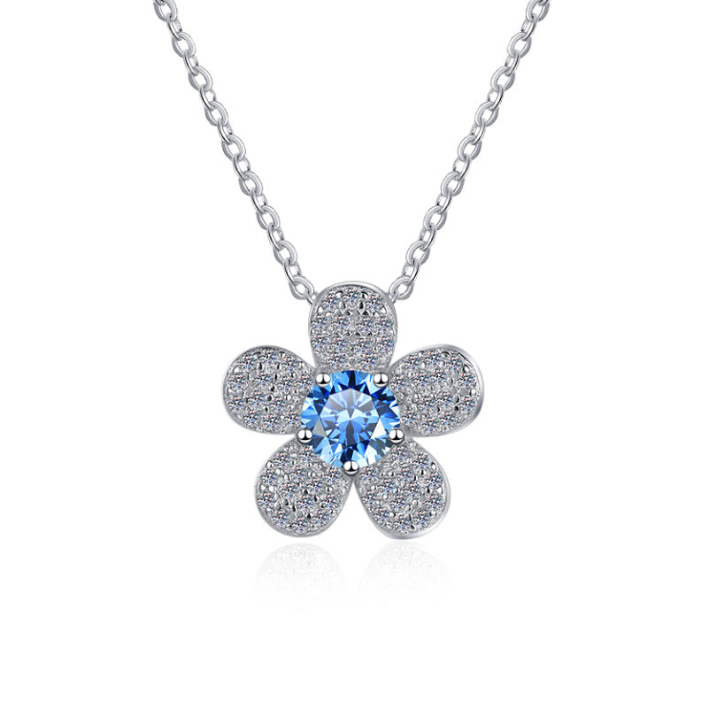 Damen Halskette mit floralen Anhänger und funkelnden Kristallen Shop Nory