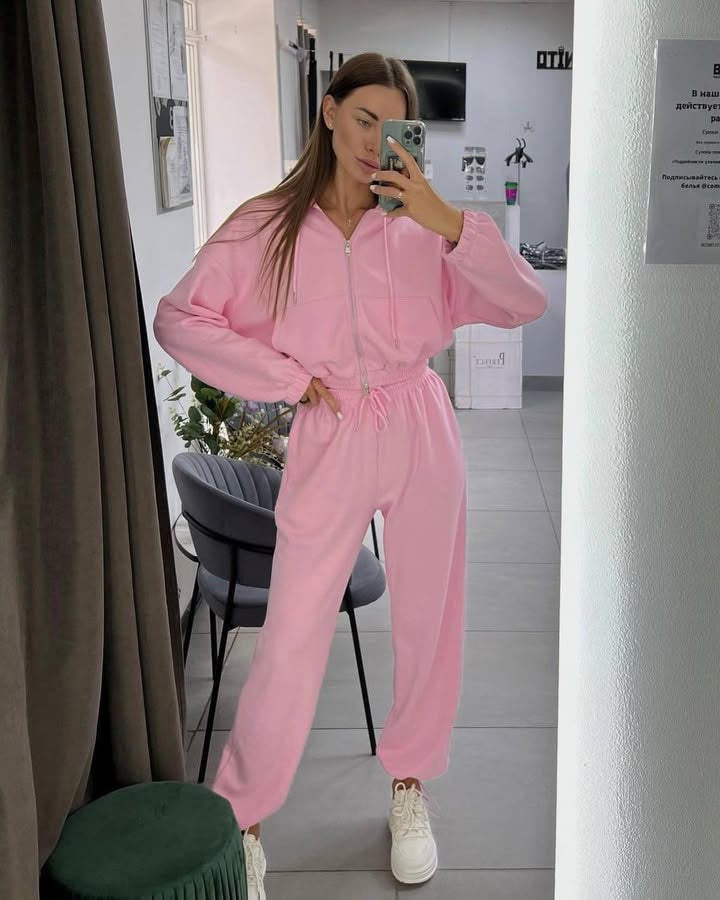 Damen kurzes Reißverschluss-Hoodie mit elastischem Bund und High-Waist Jogginghose aus Baumwollmix Shop Nory