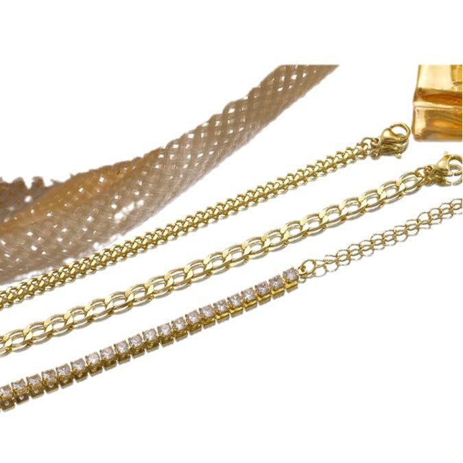 Damen Armband aus funkelnden Zirkonia-Steinen und robustem Kettendesign Shop Nory