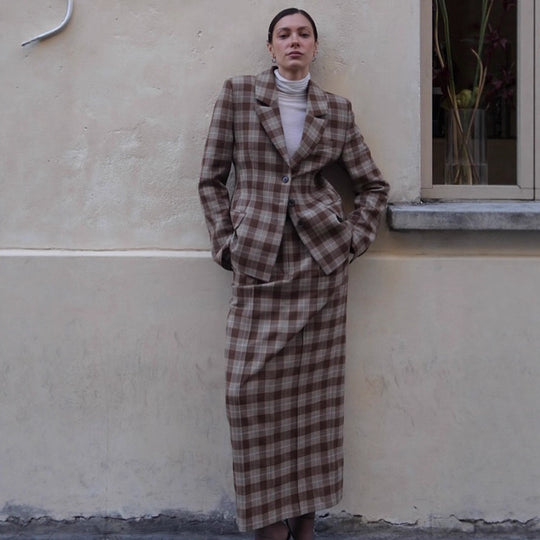 Damen Karo-Blazer und Minirock Set mit taillierter Silhouette und Schößchen Shop Nory