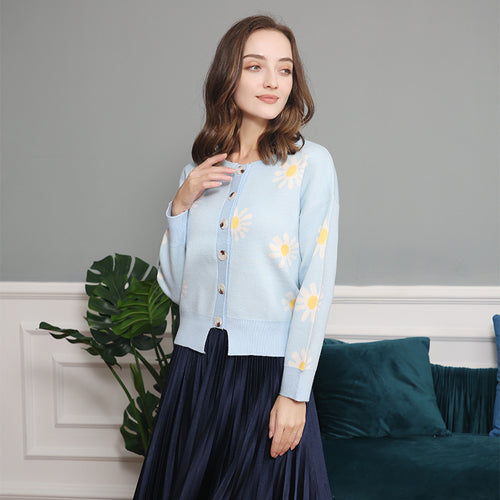 Damen Oversize-Strickcardigan mit Blumenapplikation, Perlmuttknöpfen und Wellensaum Shop Nory